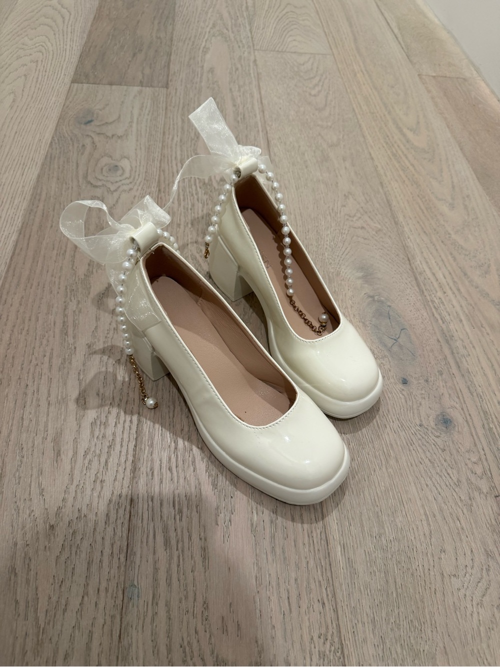 NWOT Elegant Pearl-Trim Cream Mary Jane Heels